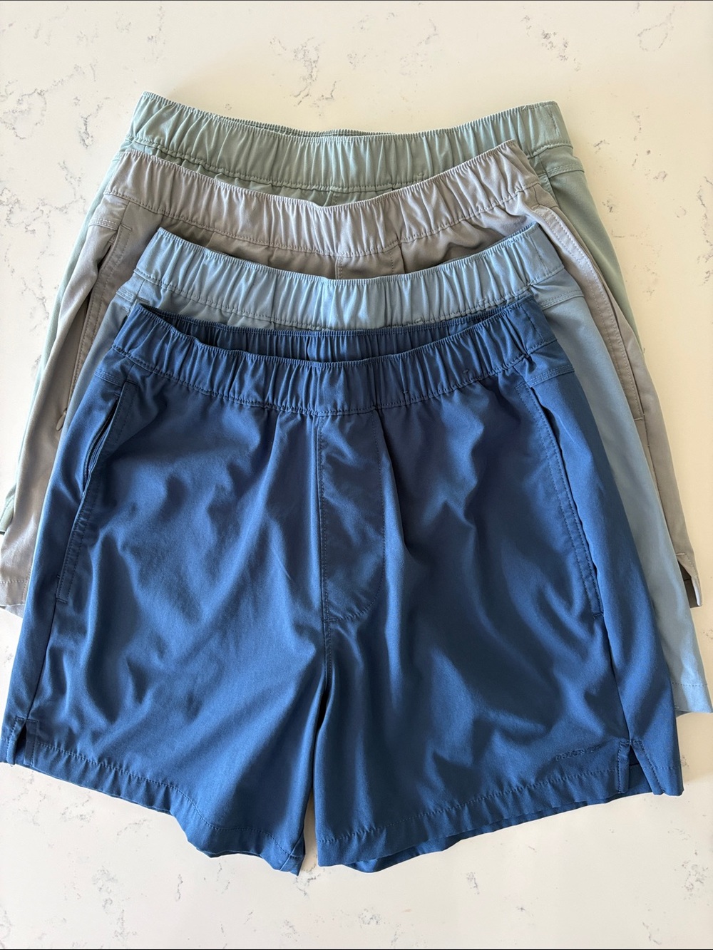 Hollister Men’s Athletic Shorts bundle size XS